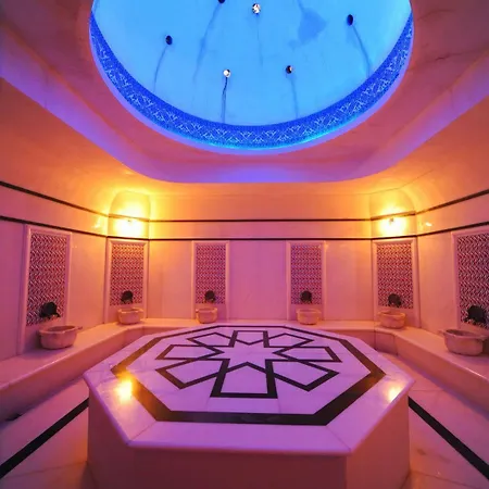 Mara Palaca Hotell 3*