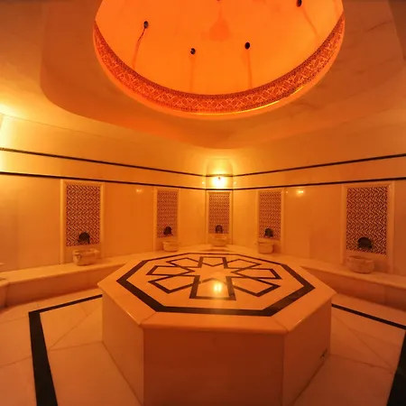 Mara Palaca Hotell 3*