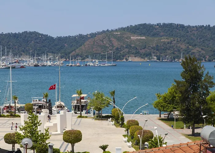 Hotel Mara Palaca 3*