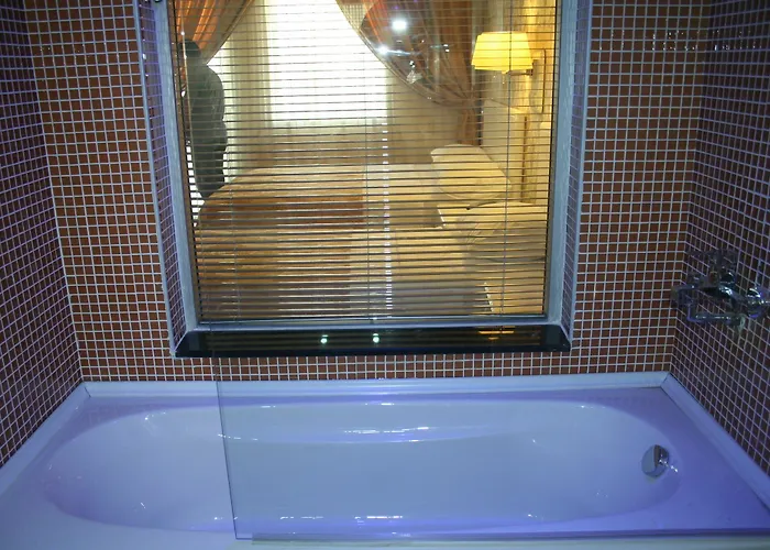 فندق Mara Palaca 3*