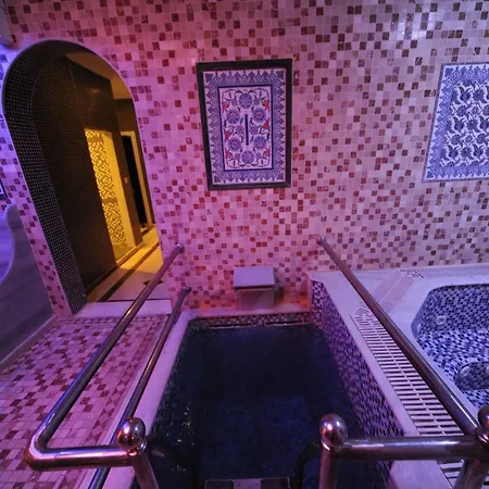 Otel Mara Business 3*